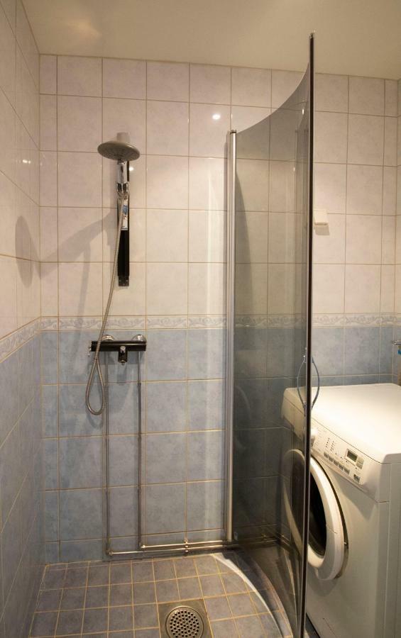 2Ndhomes Stunning Top Floor Residence With Sauna And Balcony Гельсінкі Екстер'єр фото