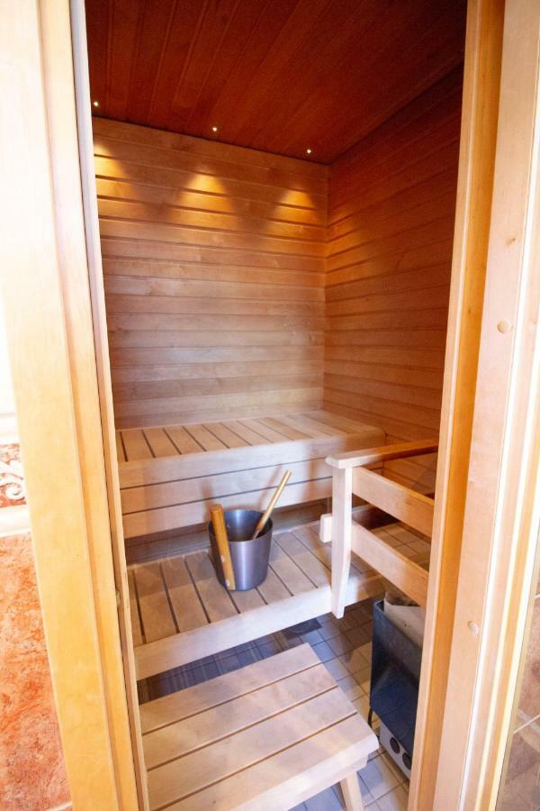 2Ndhomes Stunning Top Floor Residence With Sauna And Balcony Гельсінкі Екстер'єр фото