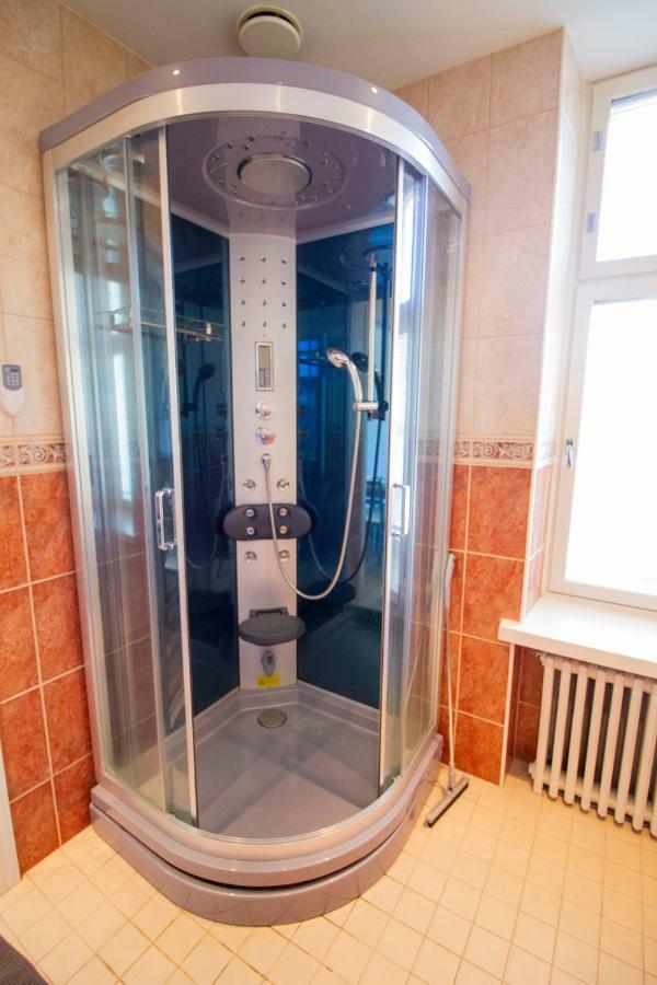 2Ndhomes Stunning Top Floor Residence With Sauna And Balcony Гельсінкі Екстер'єр фото